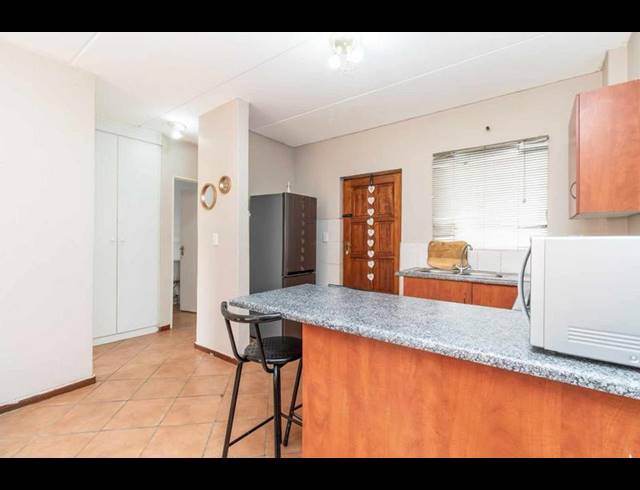 2 BEDROOM APARTMENT FOR SALE IN HONEYDEW